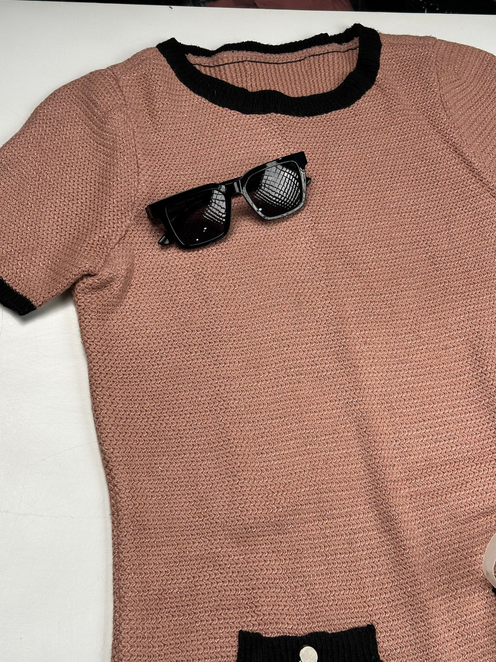 THE RETRO CONTRAST KNIT DRESS