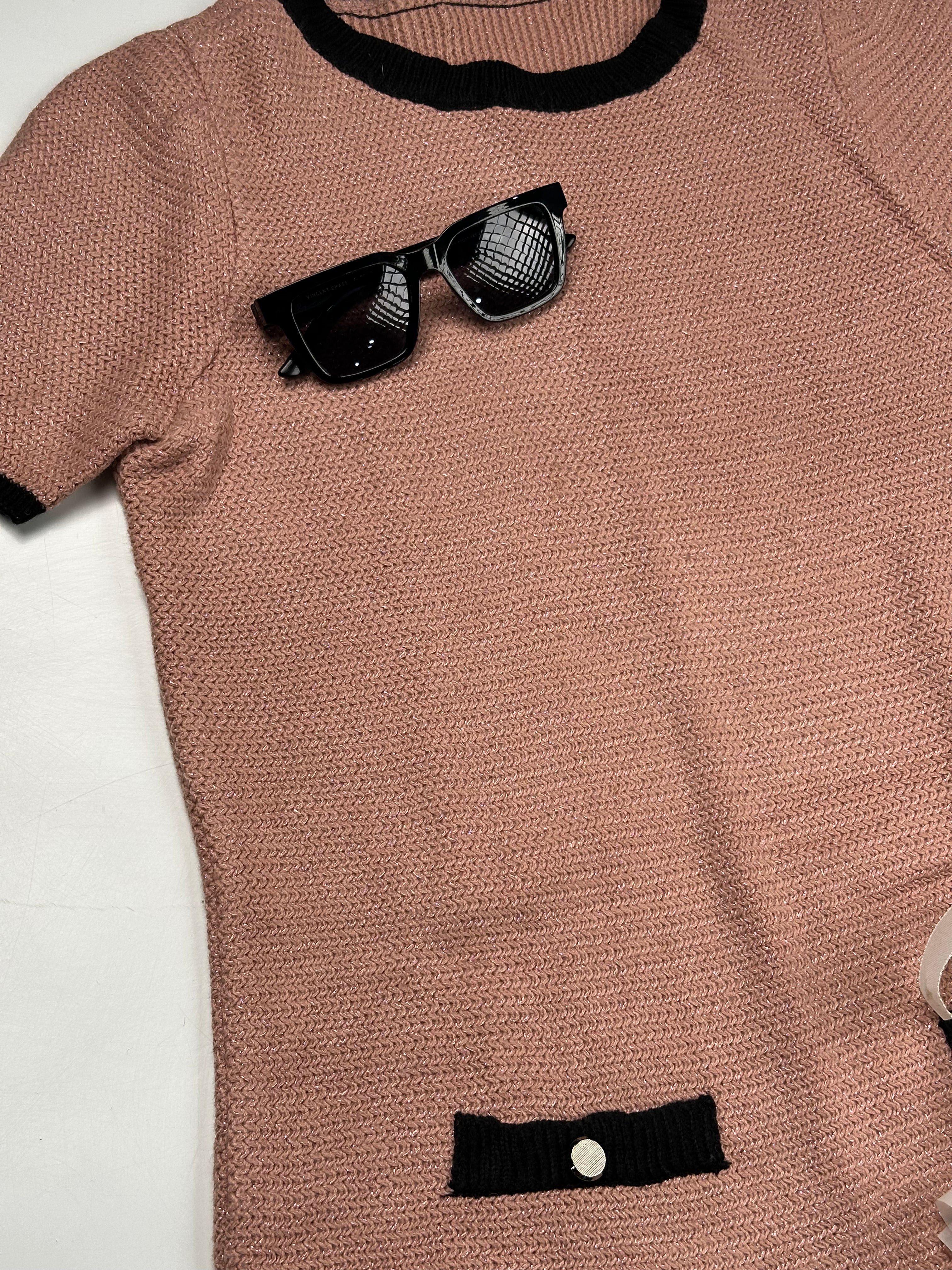 THE RETRO CONTRAST KNIT DRESS