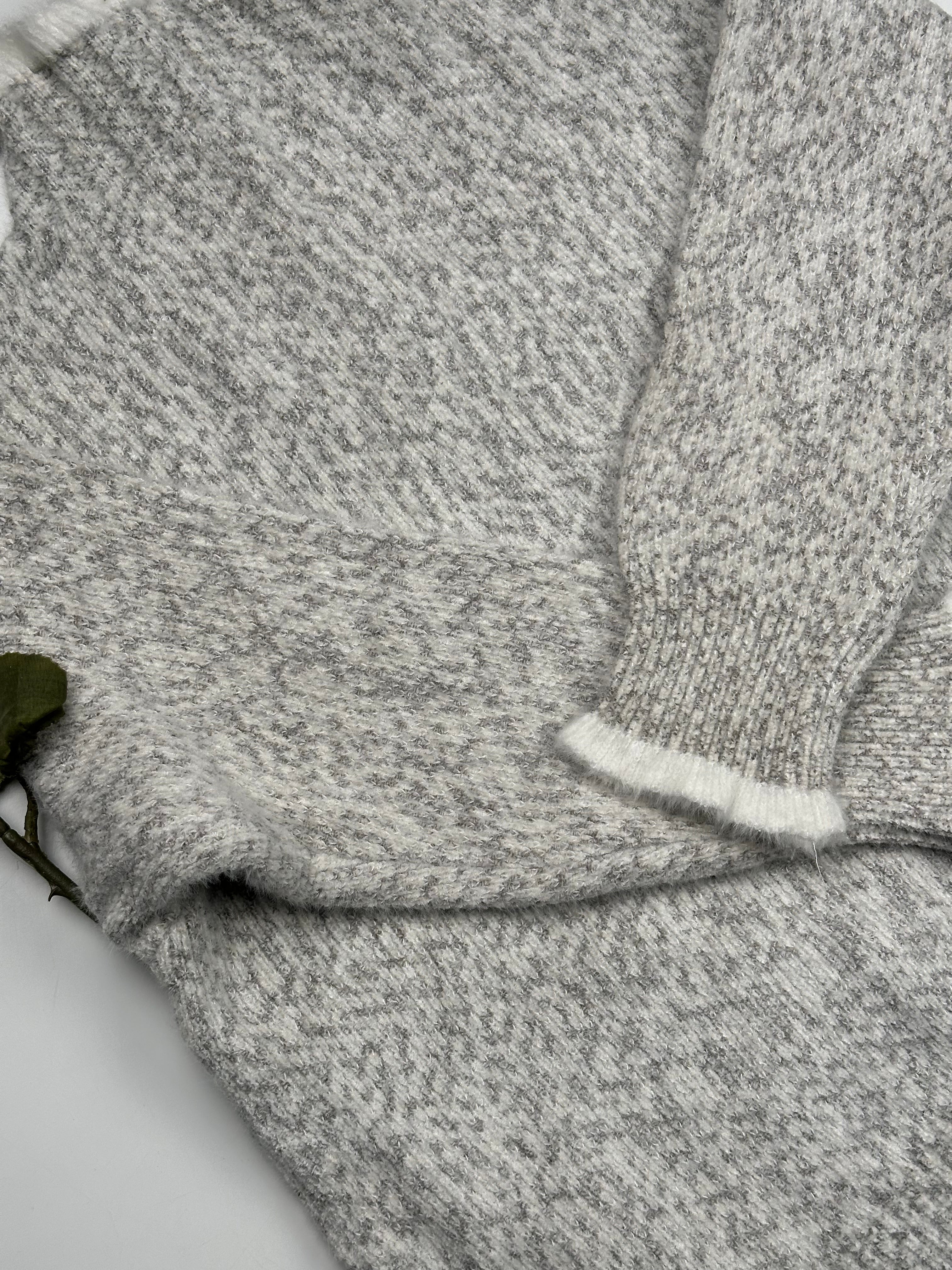 THE WINTER MARLE TRIM SWEATER