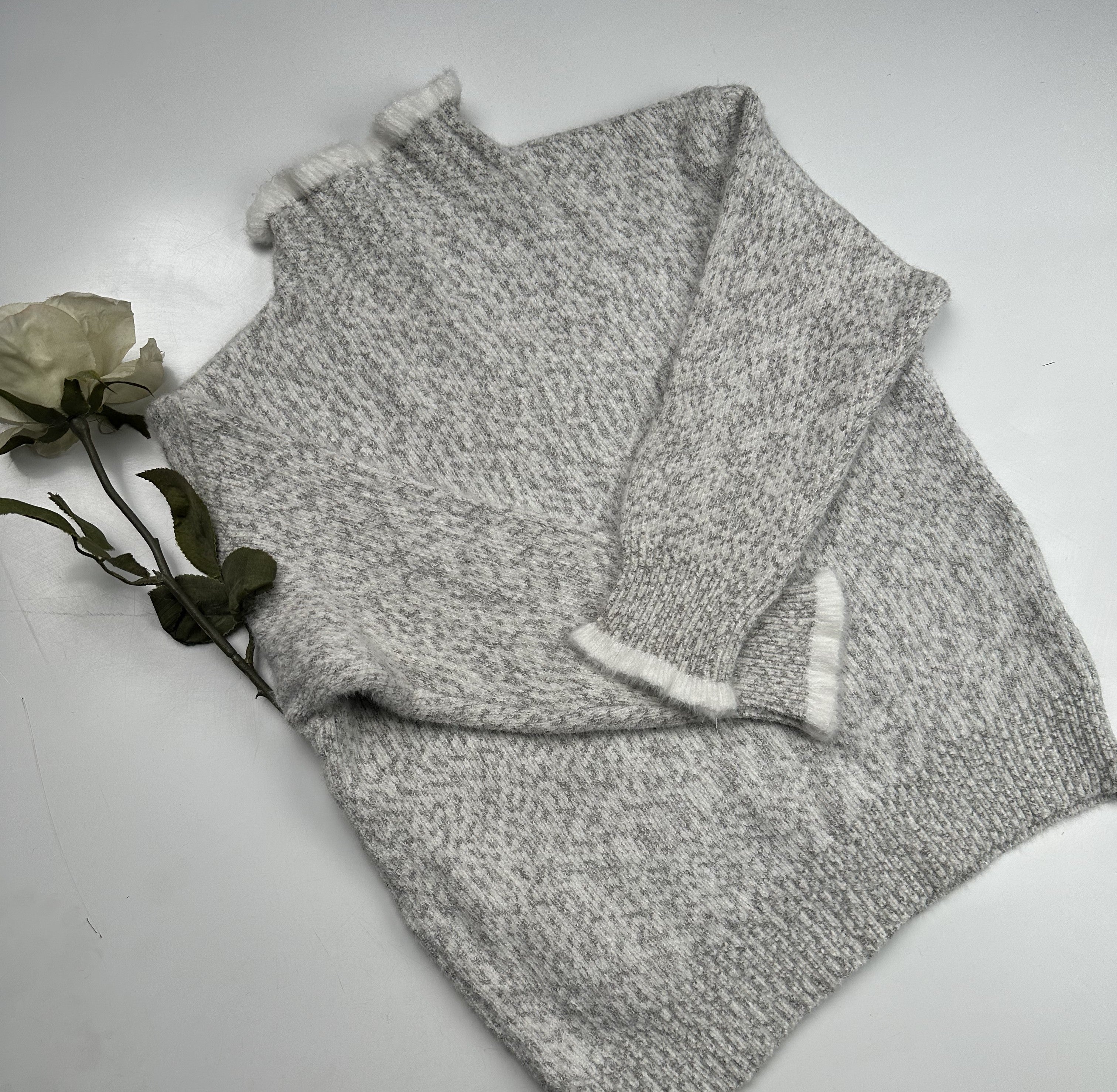 THE WINTER MARLE TRIM SWEATER