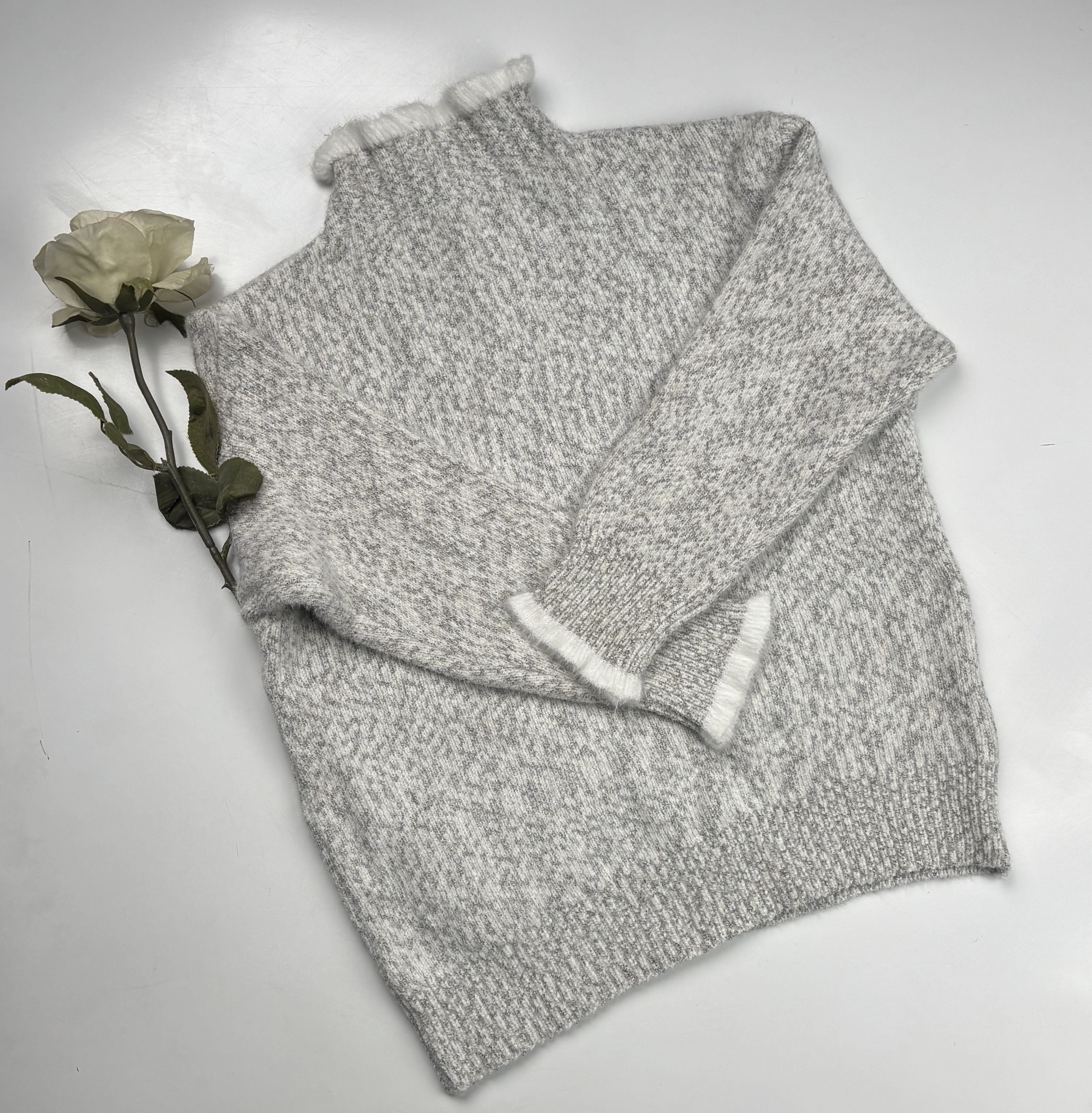THE WINTER MARLE TRIM SWEATER