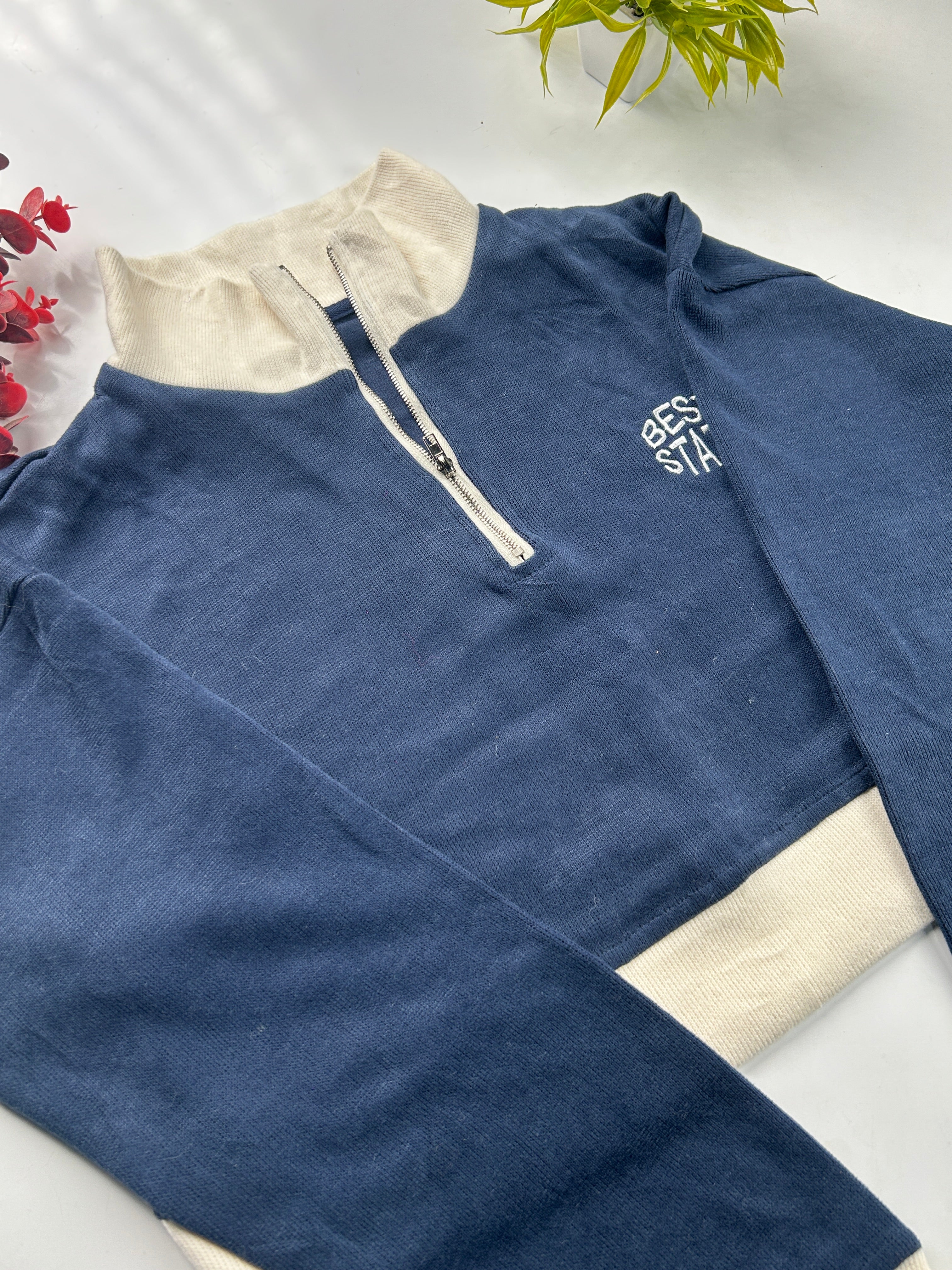 THE VARSITY CROP QUARTER-ZIP